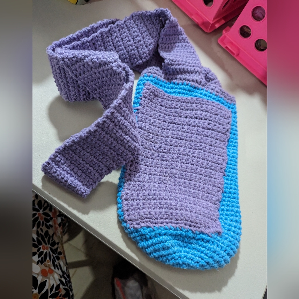 Crochet water bottle crossbody with pocket